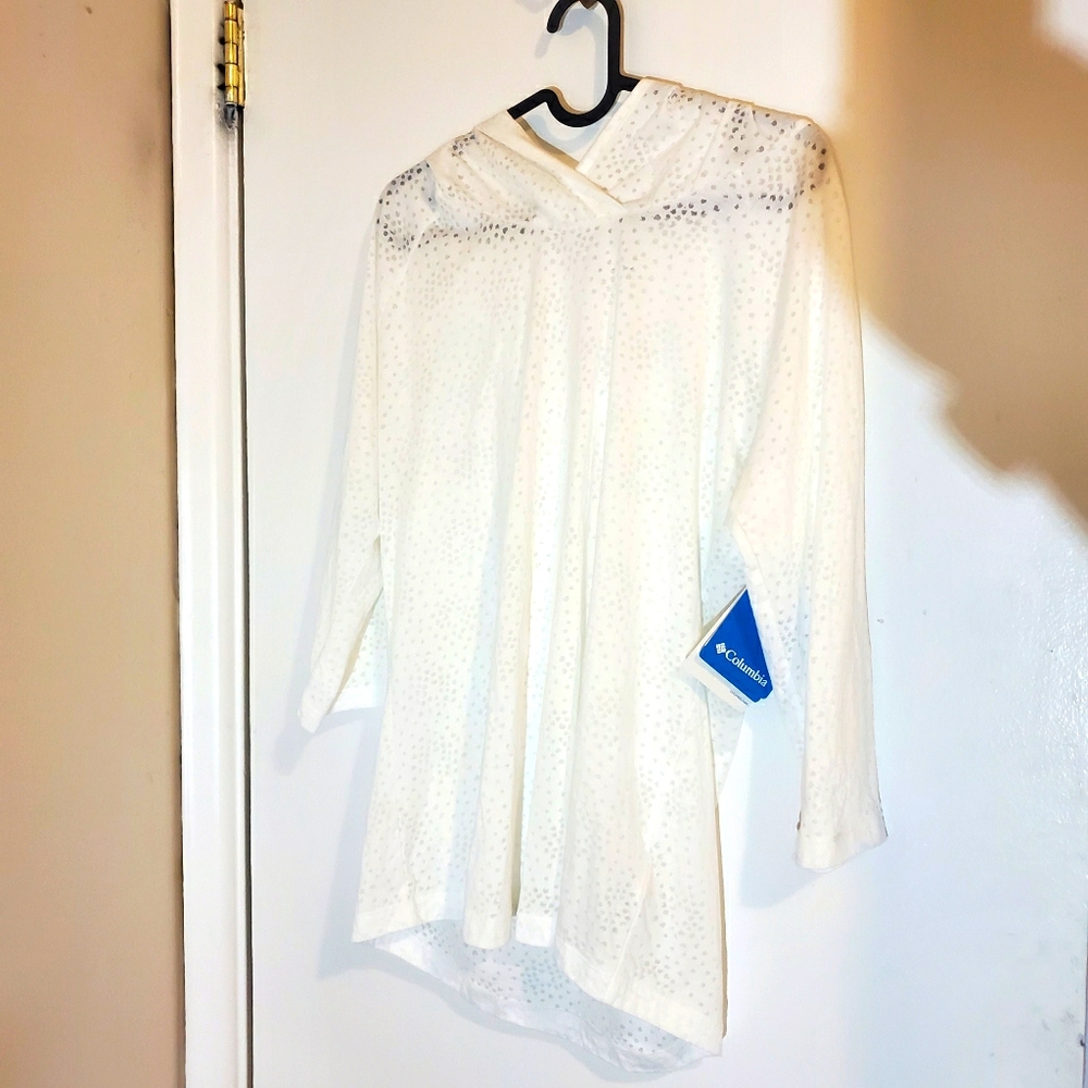 Columbia hooded long sleeve Large NWT